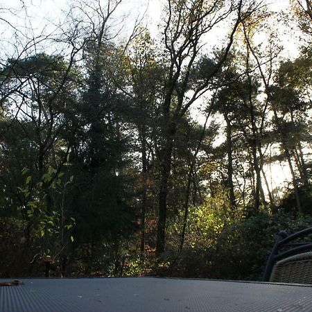 Knusse Bungalow Otterlo Veluwe Buitenkant foto