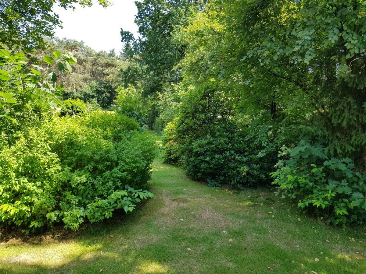 Knusse Bungalow Otterlo Veluwe Buitenkant foto